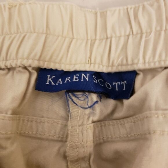 Karen Scott shorts Lt tan cotton blend Preowned - Picture 3 of 3
